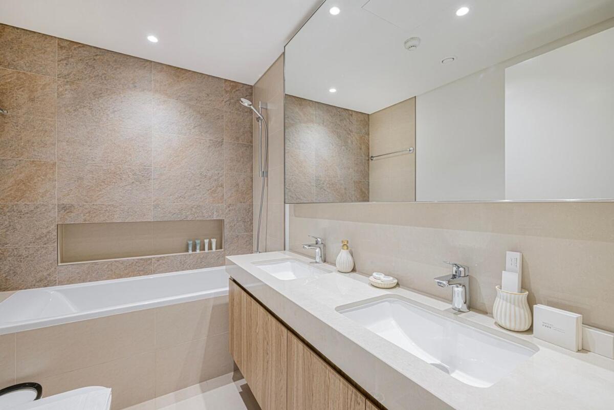 Mellas - Burj View - 2b - 9 Min Walk To Fountains Dubai